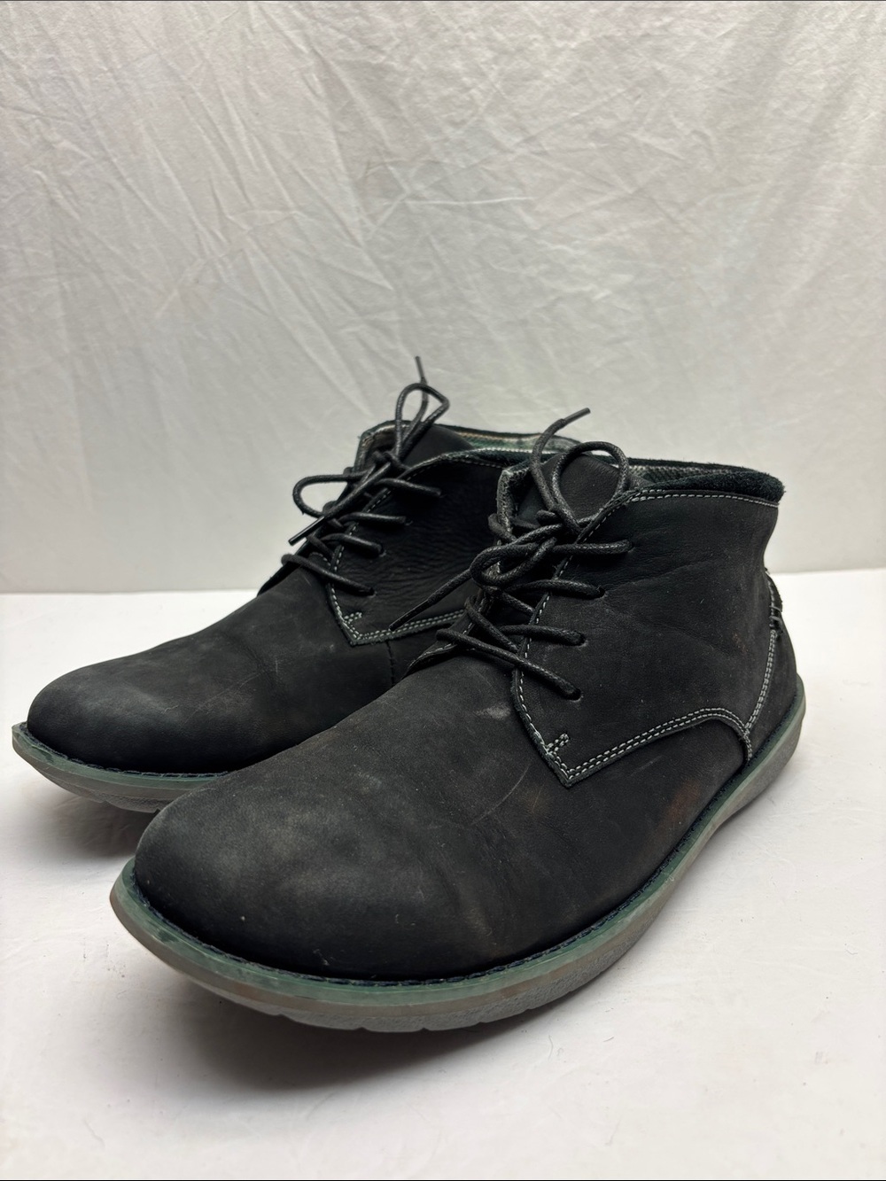 Muk Luks Men's Lace-Up Chukka Boots, SZ 10, box 66